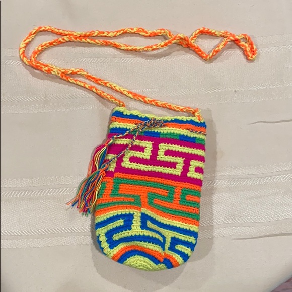 Mini Wayuu tribe cell phone or glasses carrier bag - Picture 4 of 9